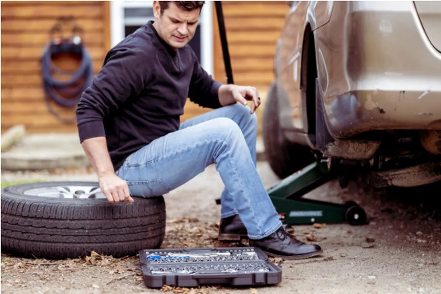 Trailer Jack Buying